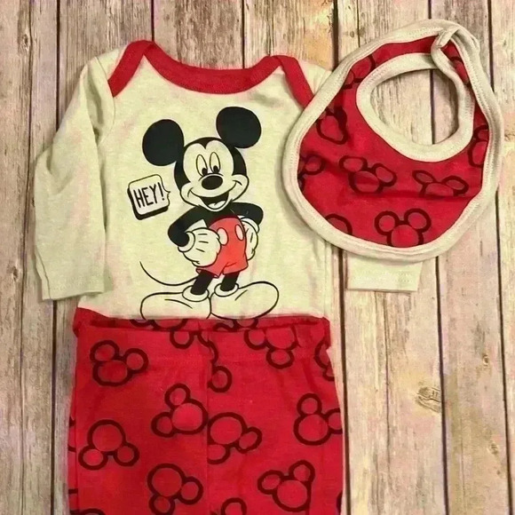 TWIN BUNDLE! Mikey Mouse set with bib | 0-3 Month - Picture 2 of 8